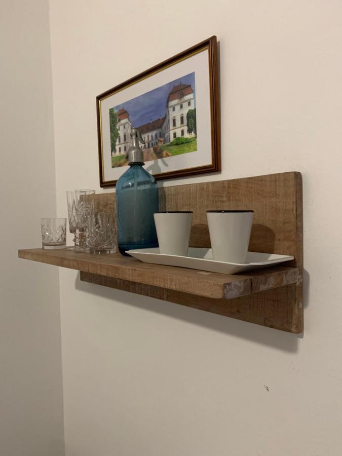 Anna Apartman Pápa Екстериор снимка